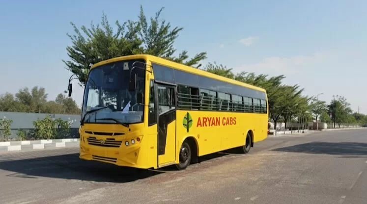 aryan cabs bus